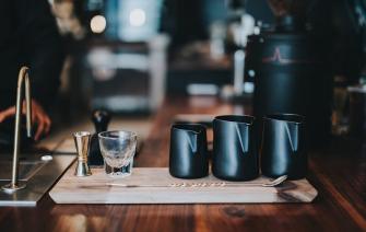 Làm thế nào để thúc đẩy nhân viên của bạn và giữ họ ở lại