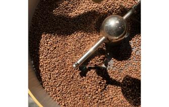 We want to cosset the soul of original specialty coffee with you. Do you mind?