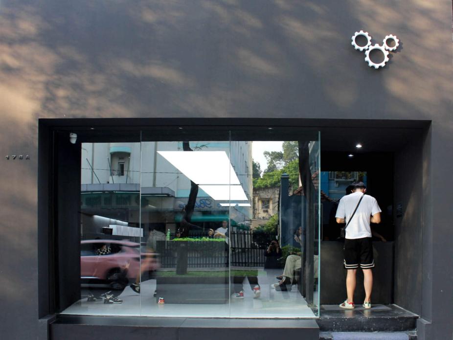 43 FACTORY COFFEE ROASTER - PASTEUR
