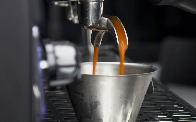 Cà phê có thể làm giảm nguy cơ dương tính COVID-19