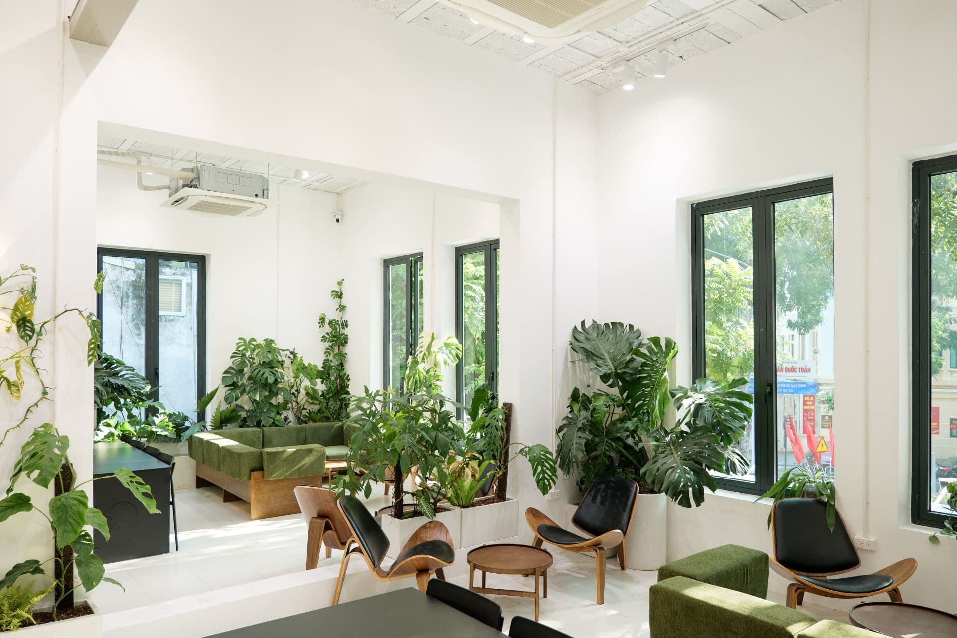XLIII COFFEE HOÀN KIẾM