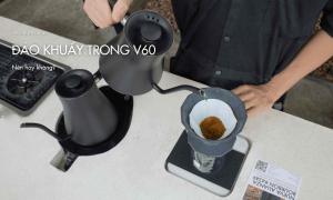Đảo khuấy trong V60 – Nên hay Không?
